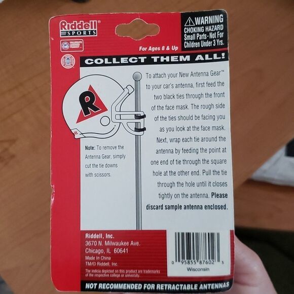 NWT Riddell Wisconsin Badgers Antenna Gear Football Helmet - Picture 3 of 6